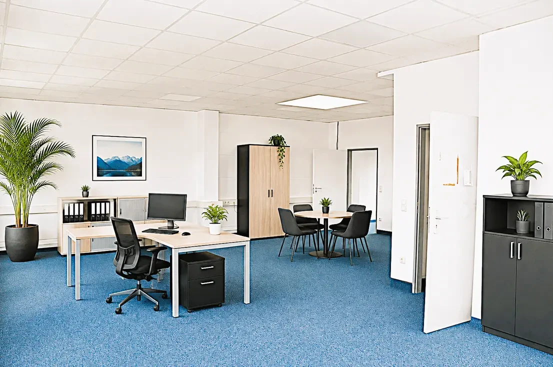 Office room with desk and meeting corner