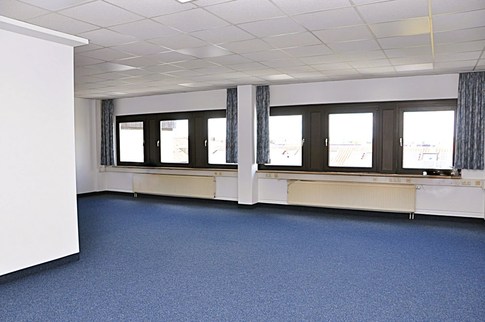 Office 2, original photograph